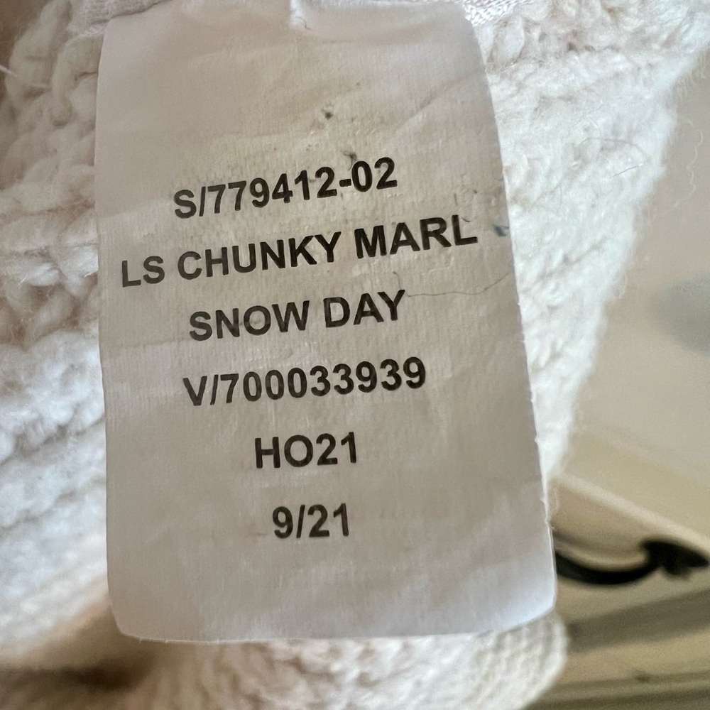 Banana Republic Factory Ivory Knit Crew Neck Sweater - Picture 7 of 7
